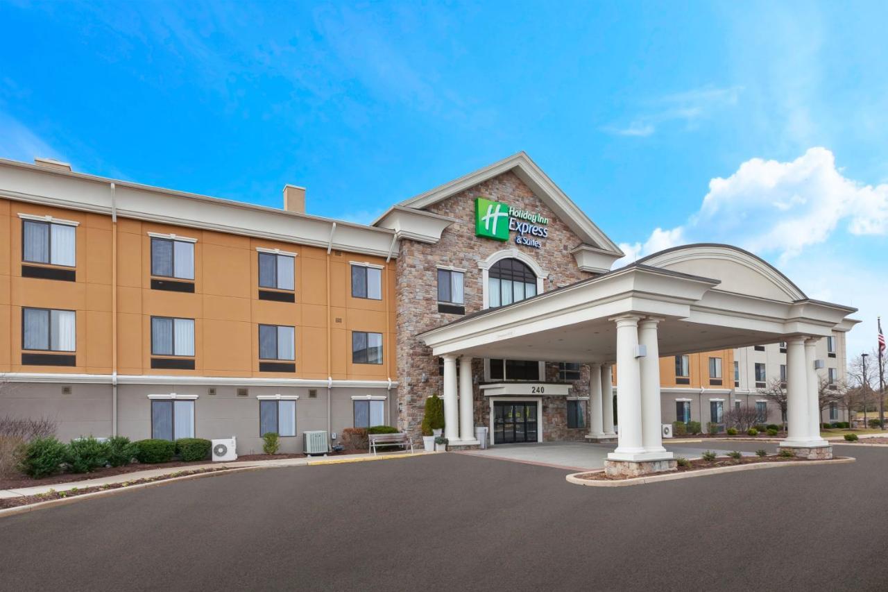 Holiday Inn Express Hotel & Suites Warminster-Horsham, An Ihg Hotel Exterior photo