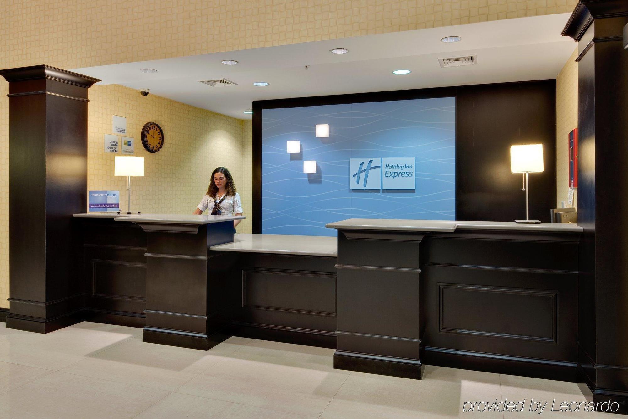 Holiday Inn Express Hotel & Suites Warminster-Horsham, An Ihg Hotel Interior photo