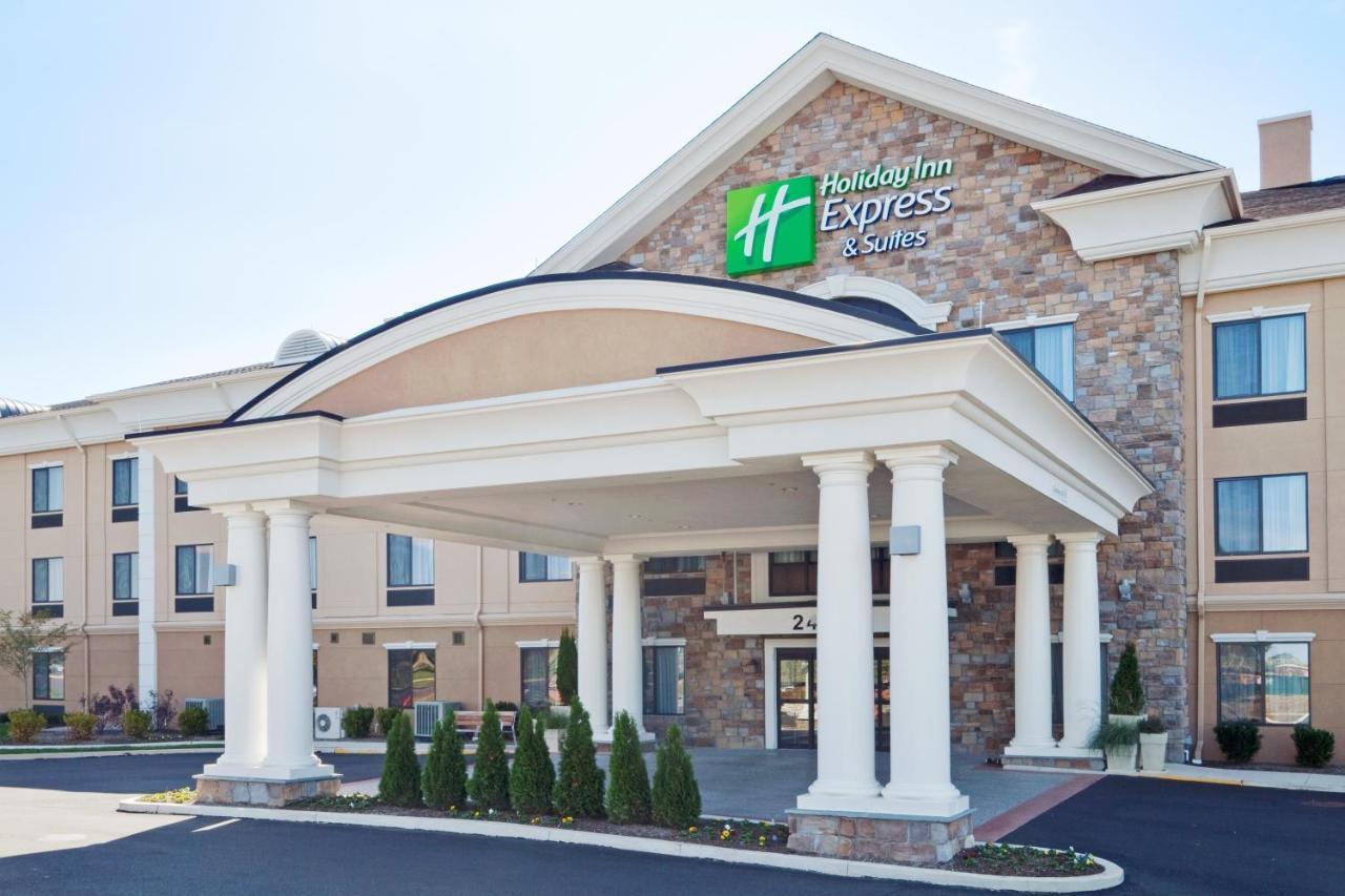 Holiday Inn Express Hotel & Suites Warminster-Horsham, An Ihg Hotel Exterior photo